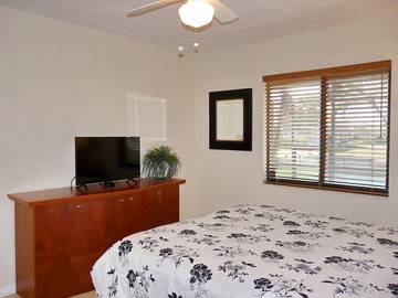 Vacation Home for 8 Guests in Marco Island, Collier County, Picture 4