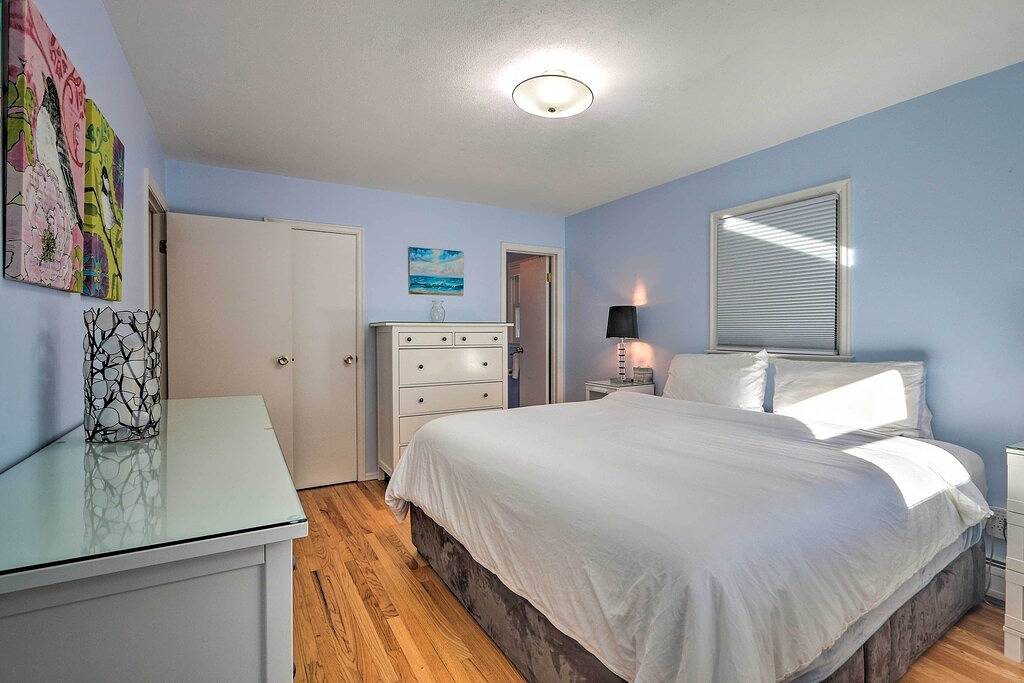 Family-Friendly Woodbury Home with Yard + Deck! in Litchfield County