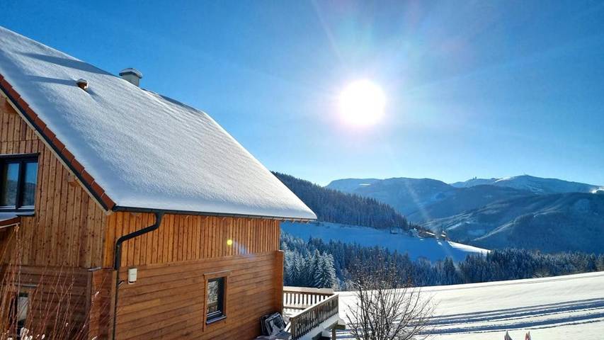 Ferienhaus für 10 Personen, mit Terrasse und Garten sowie Sauna und Ausblick