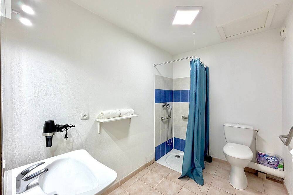 Entire apartment, Côté Terrasses, 4 pers Piscine à Calvisson in Calvisson, Mediterranean Coast (France)