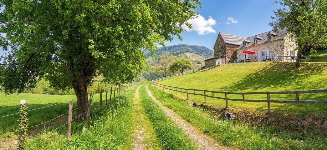Gîte pour 5 personnes, avec jardin à Sainte-Engrâce