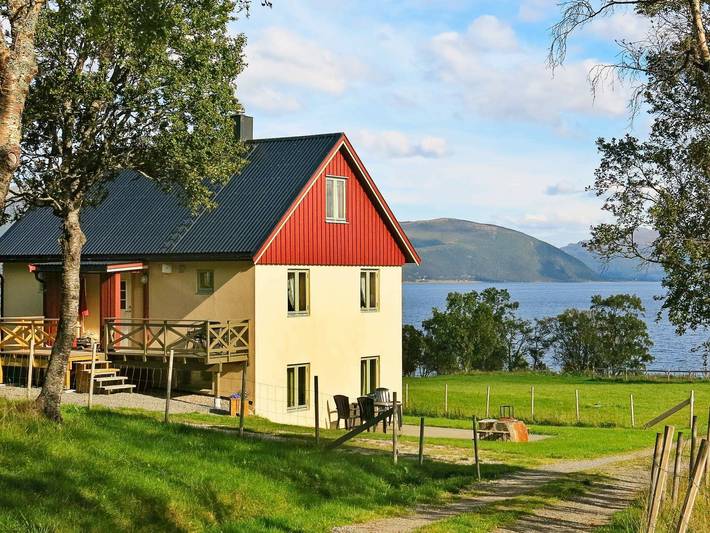 Ferienhaus für 6 Personen, mit Terrasse in Vesterålen