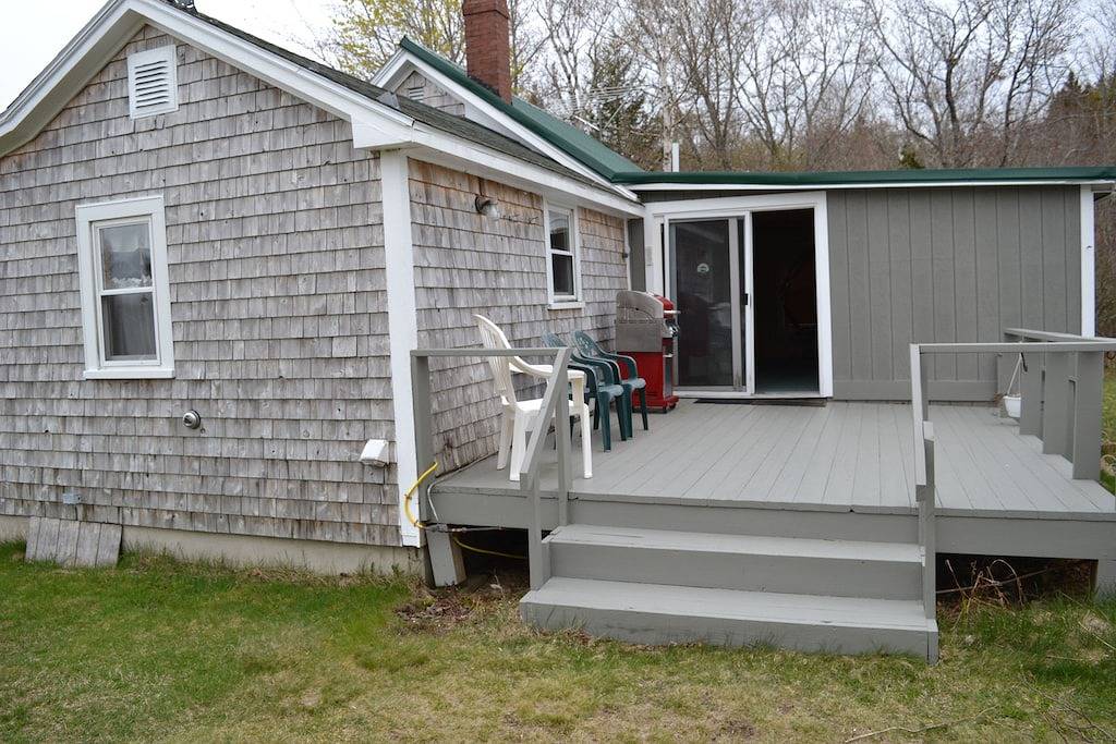 Quiet and Cozy Seaside Cottage with Amazing Sunsets in Washington County (Maine)