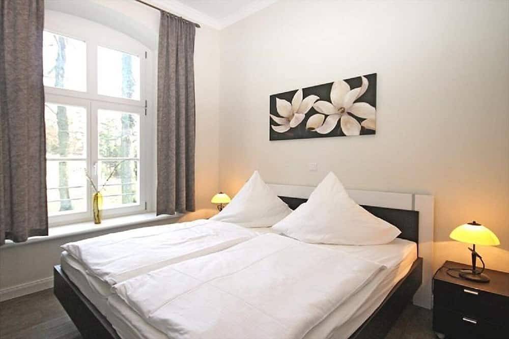 Ganze Wohnung, Gutshaus Hohen Niendorf Fewo 4 mit Sauna und Kamin nahe der Ostsee in Hohen Niendorf, Bastorf