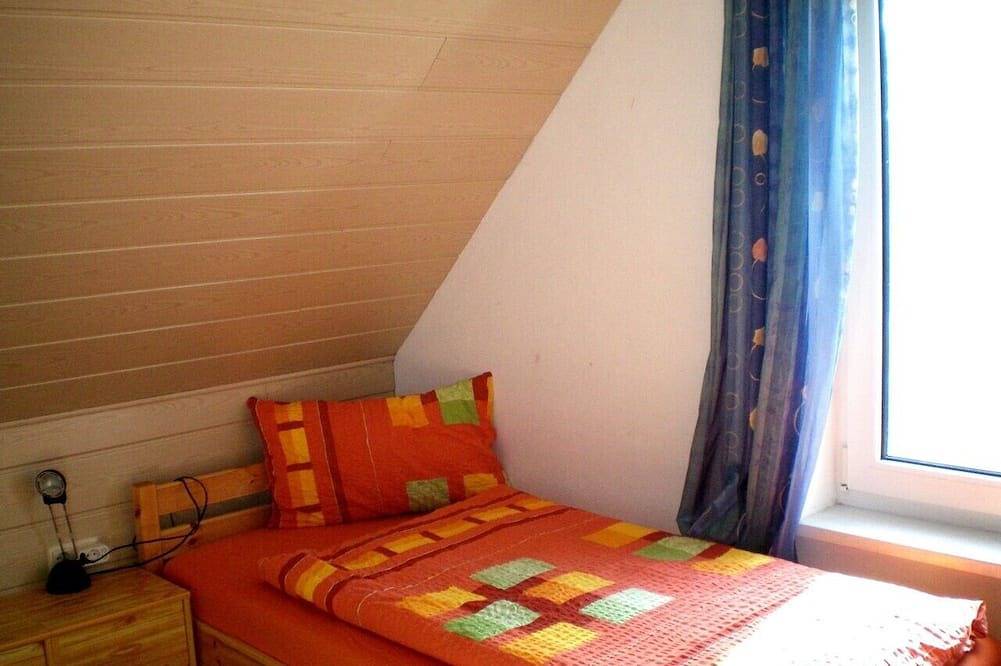 ***Fe-Haus, 4 Pers. Kamin, Internet, Tischtennis, Kinder u. Haustiere willkommen in Teßmannsdorf, Salzhaff