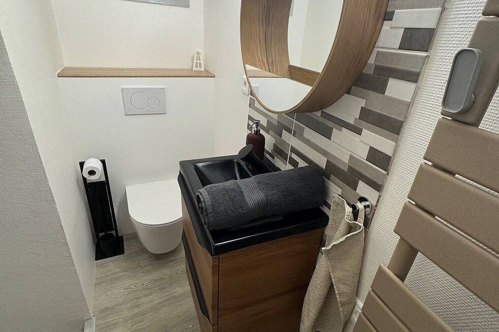 Appartement entier, Magnifique studio en Rdc au cœur de la boucle et à proximité de la citadelle in Besançon, Doubs