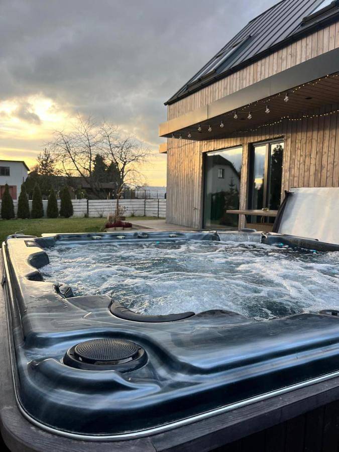 Dom dla 8 osób, z jacuzzi i ogród, zwierzęta dozwolone - 1