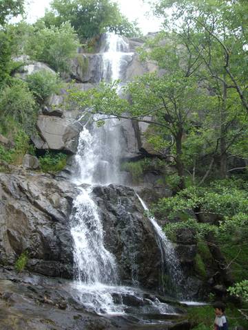 Gîte pour 5 Personnes dans Les Bondons, Massif central, Photo 2