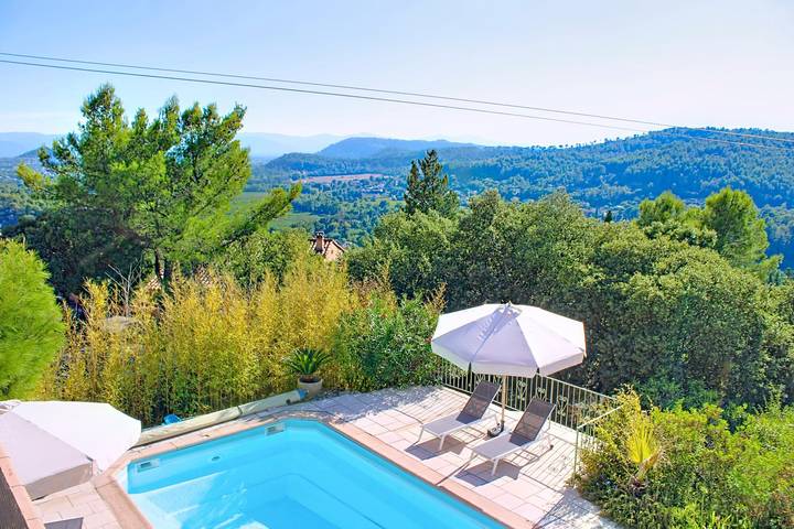 Gîte pour 8 personnes, avec piscine à Taradeau - 3