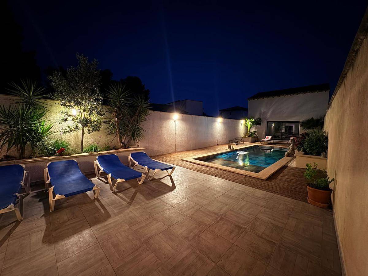 Five-Bedroom House in Villetelle, Côte méditerranéenne (France)