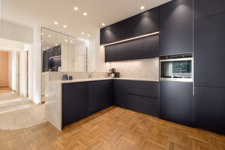 Entire apartment, Nikita 1 3rd·Signature Athenian Residence in Central Section of Athens, Athens