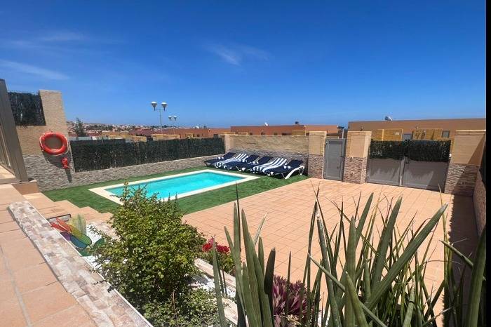 Maison de vacances pour 6 personnes, avec jardin ainsi que piscine et vue sur l’océan, animaux acceptés