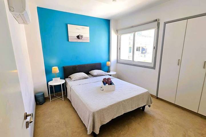 Appartement entier, Modern Retreat: 2br Stylish Apt with Comfy Rooms! in Larnaca, District de Larnaca