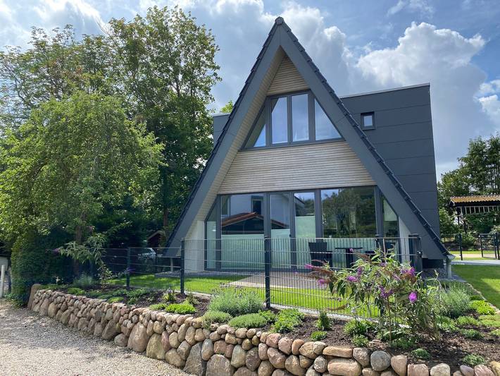 Ferienhaus für 5 Personen, mit Terrasse und Garten sowie Sauna in Damp