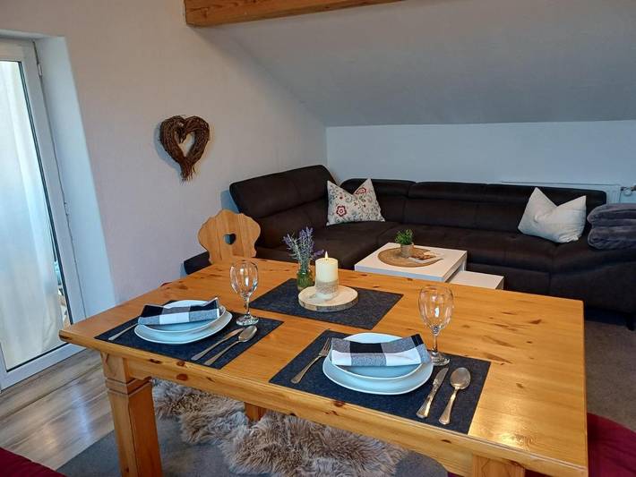 Ferienwohnung für 5 Personen, mit Balkon und Terrasse sowie Ausblick in Bruckmühl - 4