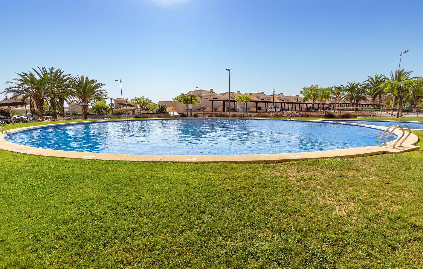 Appartement de vacances entier, Appartement confortable avec piscine, terrasse et climatisation, près de Teleclub in Golf Resorts Murcia, Murcia