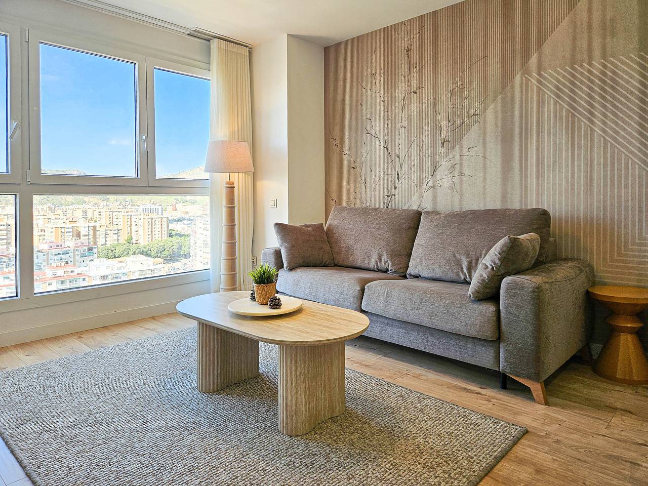 Apartamento entero, Apartamento Urban Sky Torre Norte, centro de Málaga in Palma-Palmilla, Málaga