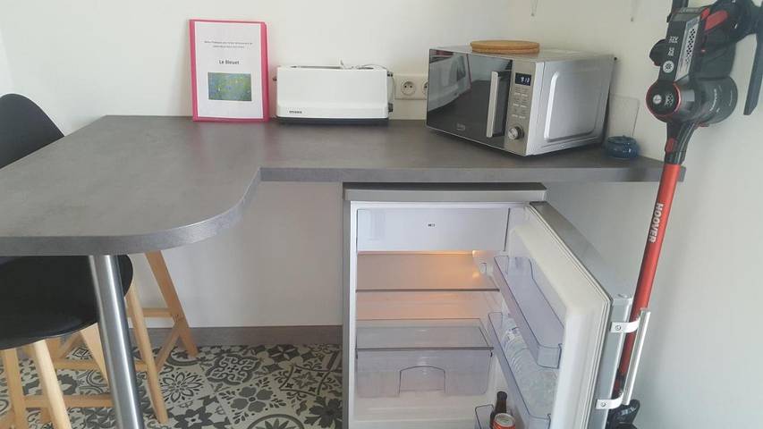 Location de vacances pour 2 personnes, avec terrasse et jardin à Saint-Claude-de-Diray - 4