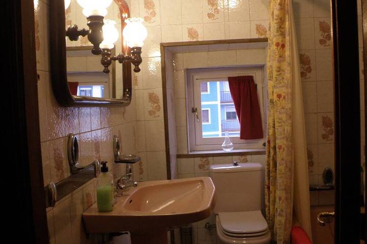 Entire apartment, Santa Julina (best viewpoint of all Cudillero) in Cudillero, Costa Verde (Spain)