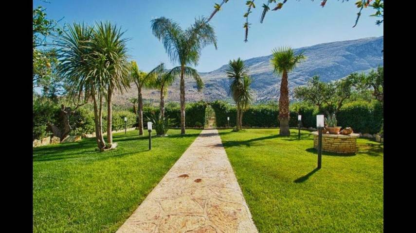 B&b per 2 persone, con Terrazza e Giardino a Castelluzzo