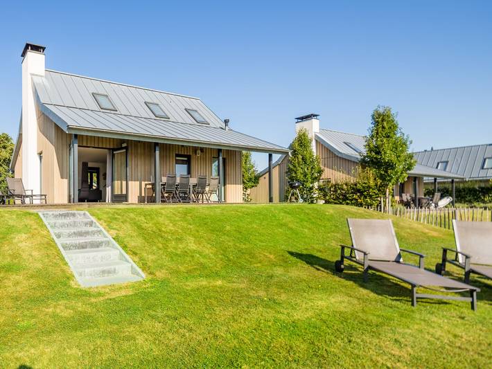Vacation rental for 8 people, with yard, with pets in North Sea Netherlands