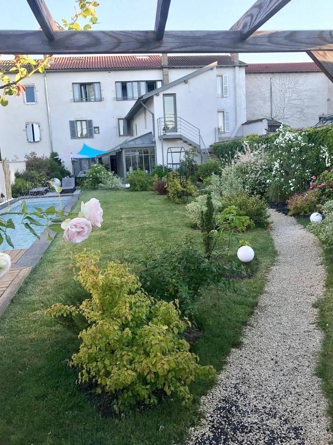 De la Chambre au Jardin in Belleville, Beaujolais