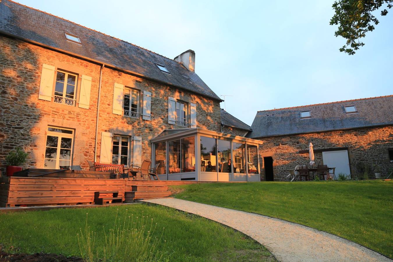 Chambres d'hôtes Le Jardin de Quercus - Chambre La Lande in Bazouges-la-Pérouse, Fougères-Vitré