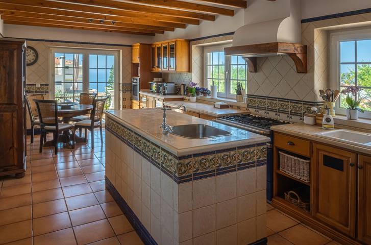 Ferienhaus für 14 Personen, mit Terrasse und Garten sowie Whirlpool in Ericeira - 4