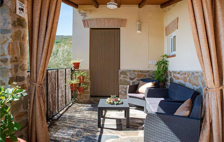 Gemütlicher Rückzugsort mit Pool, Feuerstelle und Internet in Valencia de Alcántara, Cáceres und Umgebung
