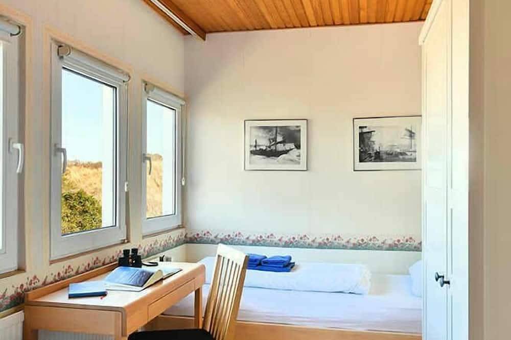 Entire apartment, Wonderful view of the dunes! in Juist