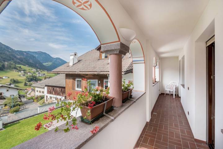 Entire apartment, Apartment 'Prapoz Typ A' with Mountain View, Balcony & Wi-Fi in Ortisei, Dolomiti Superski