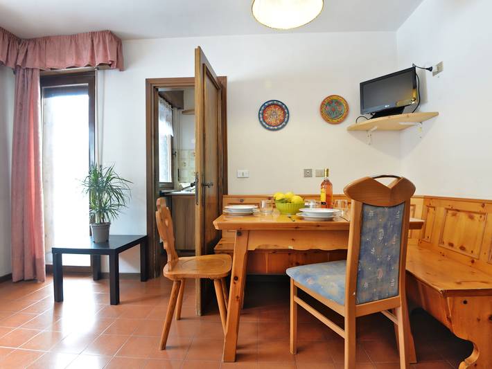 Gîte pour 4 personnes, avec terrasse à Campitello di Fassa - 2