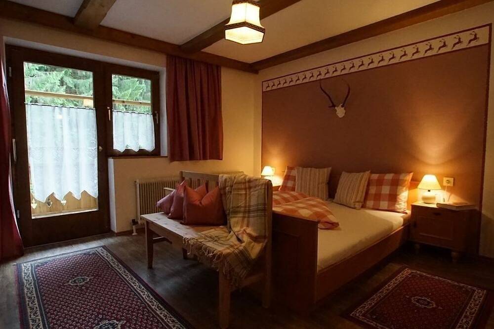 Vacation home for 16 guests with 300m² in Mayrhofen in Mayrhofen, Zillertaler Alpen