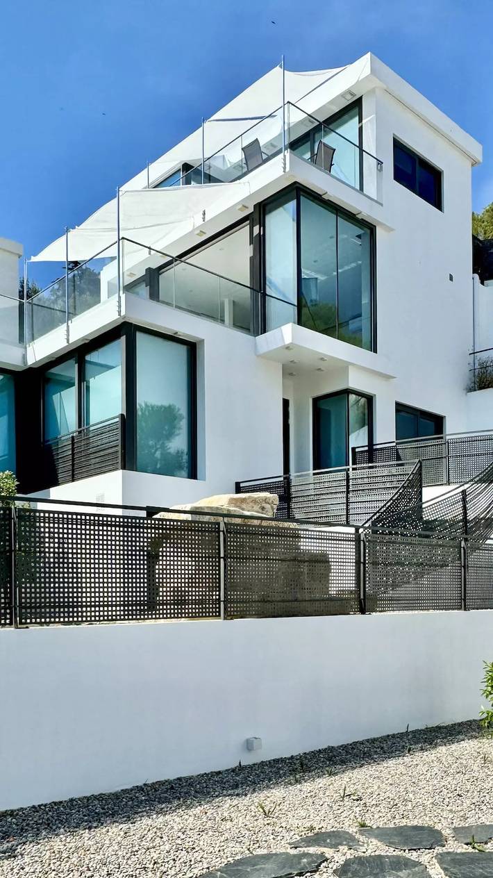 Casa rural para 8 personas, con balcón en Llansá - 2