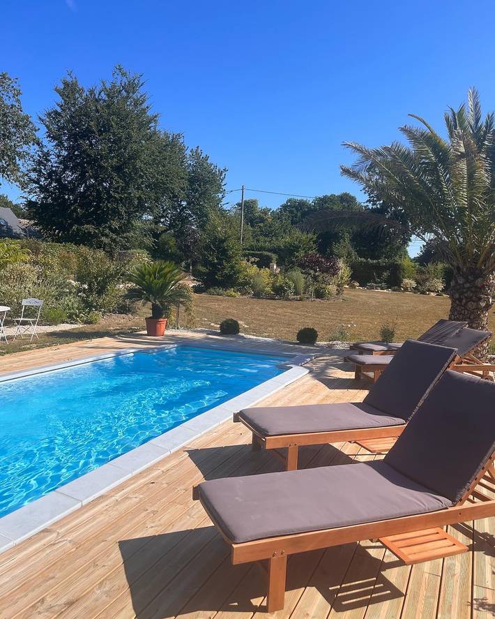 Gîte pour 6 personnes, avec piscine dans Sottevast