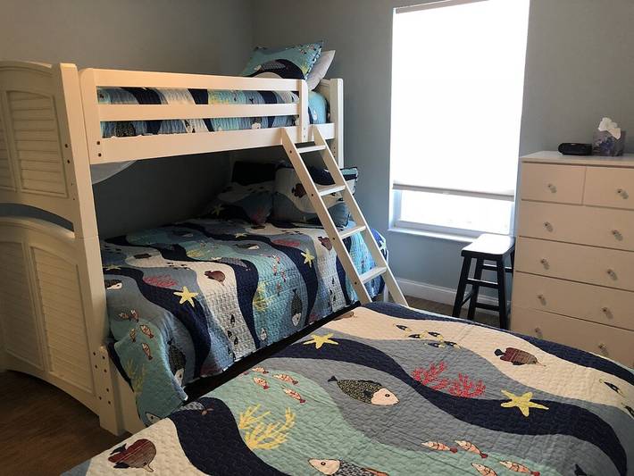 Vacation rental for 12 people, with yard in Southwest Florida