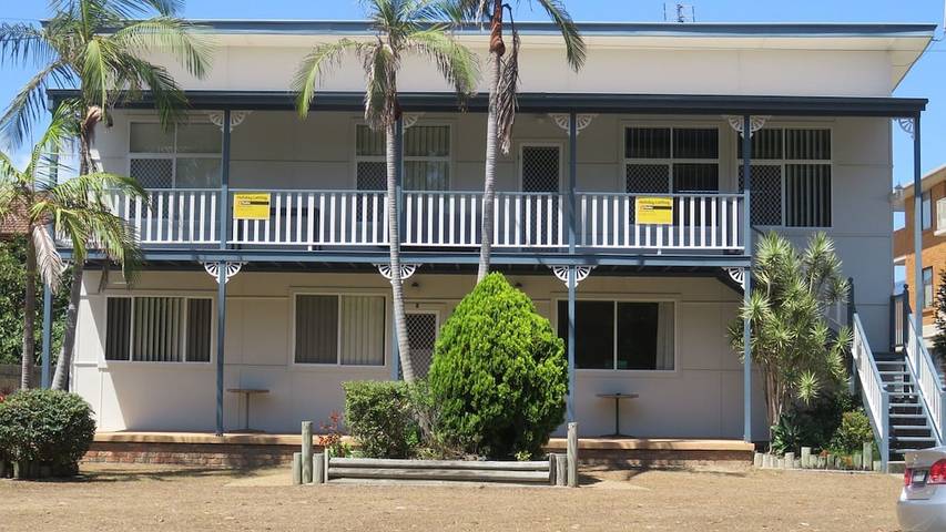 Holiday rental for 4 people, with balcony in South West Rocks