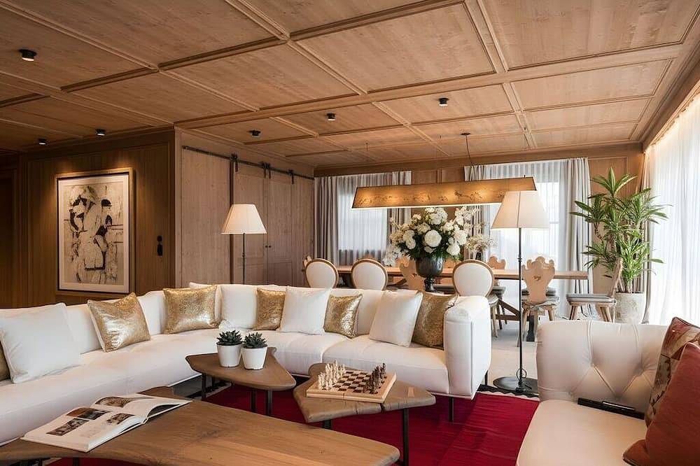Gorgeous 6-bedroom chalet in charming Lech in Lech am Arlberg, Arlberg