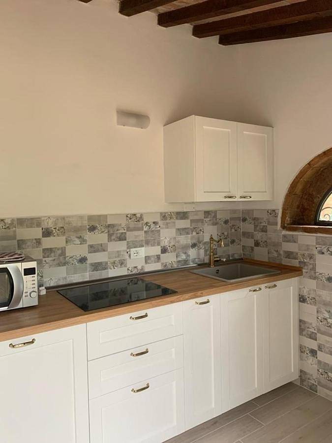 Camping für 2 Personen, mit Terrasse und Whirlpool sowie Garten und Pool in Italienische Riviera - 4