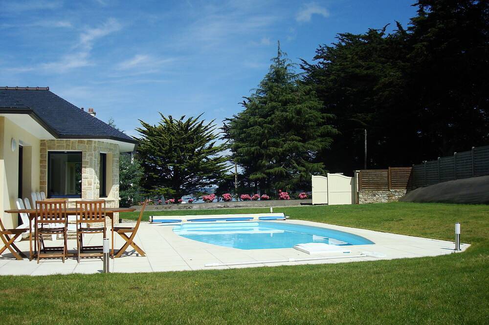 Villa junto al mar con piscina privada climatizada in Plestin-les-Grèves, Ceinture Dorée