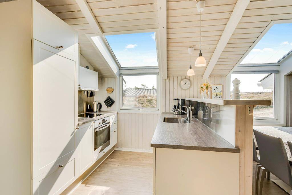Gut gepflegtes Sommerhaus für 8 Personen in Henne Strand in Henne, Filsø See