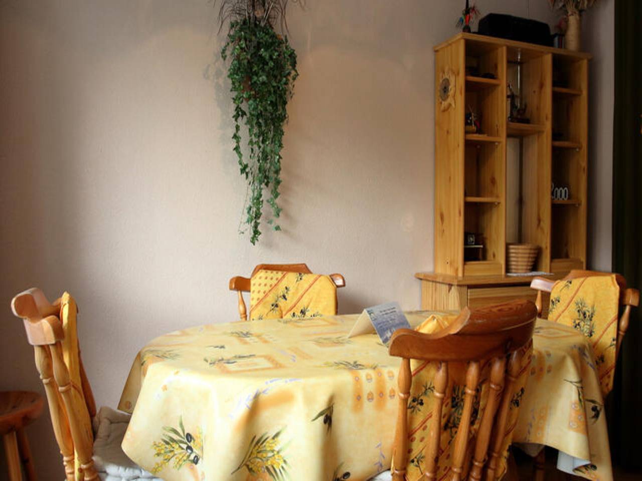 Ganze Wohnung, Apartment im Dorf mit Bergblick in Les Carroz, Arâches-la-Frasse