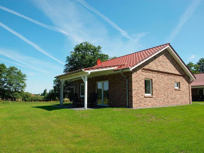 Ferienhaus für 6 Personen, mit Garten und Terrasse in Oberlangen
