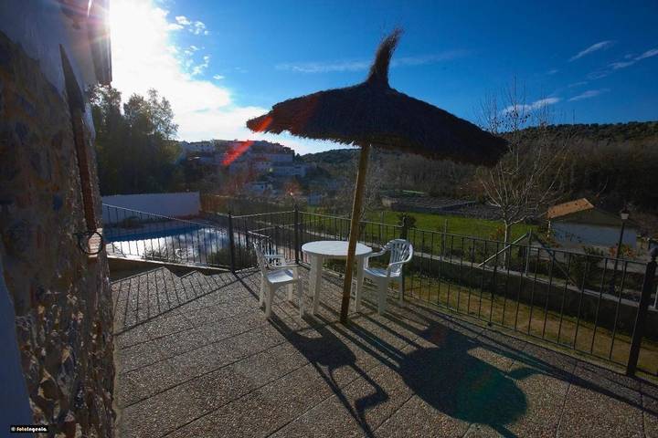 Casa rural para 2 personas, con Terraza además de Jardín y Piscina en Sierra de Grazalema
