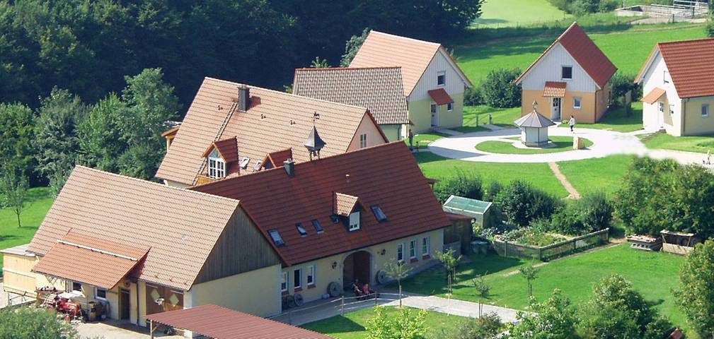 Ferienwohnung für 4 Personen, mit Balkon und Balkon/Terrasse sowie Terrasse und Garten in Haundorf