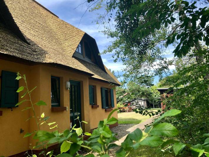 Ferienwohnung für 2 Personen, mit Garten und Terrasse, kinderfreundlich in Wustrow