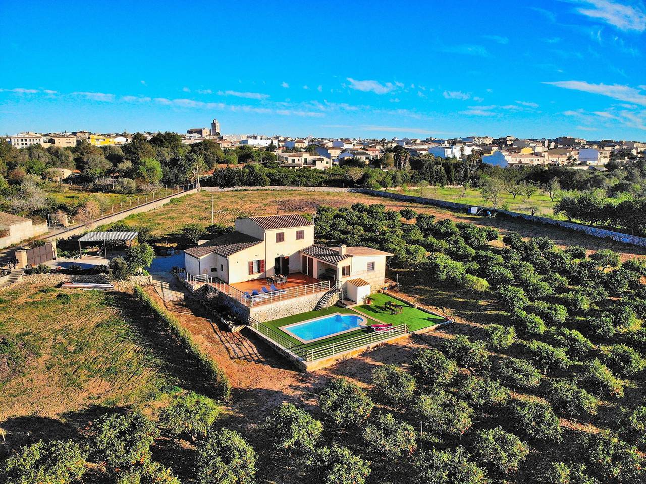 Charmante maison rustique avec piscine privée à Muro in Muro, Majorque du Nord