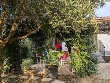 Cottage pour 4 personnes, avec jardin et vue à Morières-lès-Avignon
