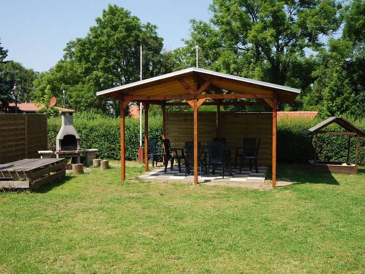 Ferienhaus für 5 Personen, mit Balkon und Garten in Zislow - 4