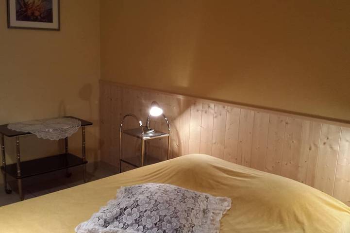 Location de vacances pour 6 personnes, avec terrasse et piscine à Arlebosc - 4